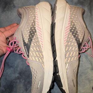 Brooks Women's Purple and Pink Running Shoes